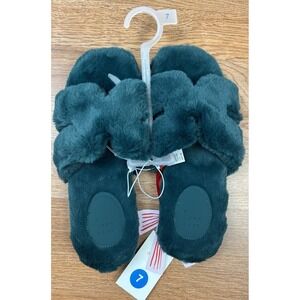 A New Day Women's Sage Green Slide Slippers Faux Fur Size 7 NEW